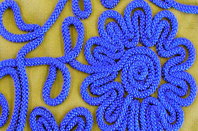 電腦繡花 數(shù)字化時(shí)代的刺繡工藝類(lèi)型全解析